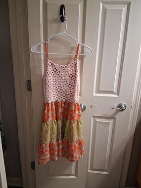*** NWT *** Size 14 Lilt Dress